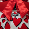 Robe pin up avec des motifs cœur rouge