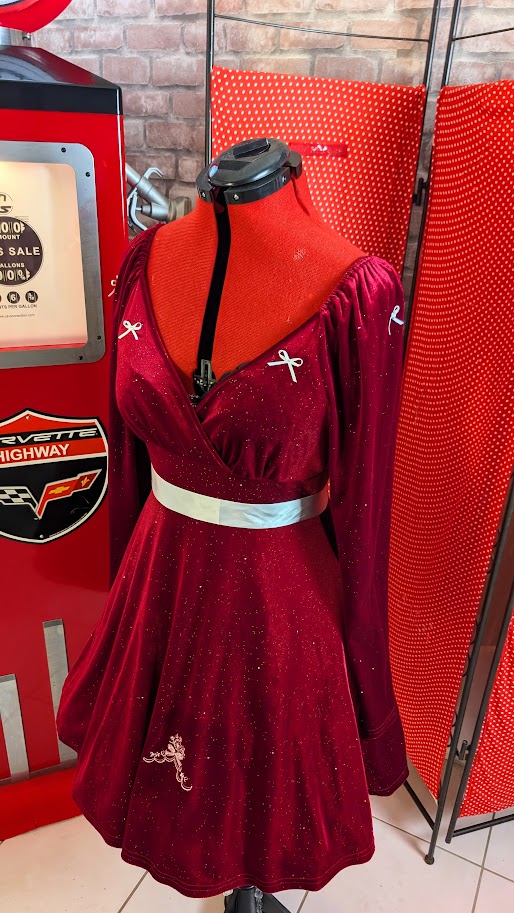 robe pin up velours rouge scintillant