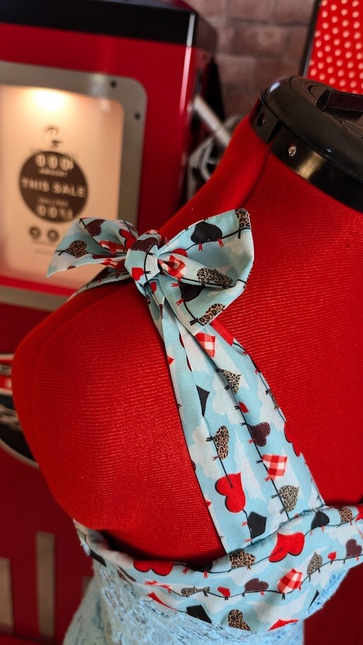 combinaison pin up dentelle turquoise