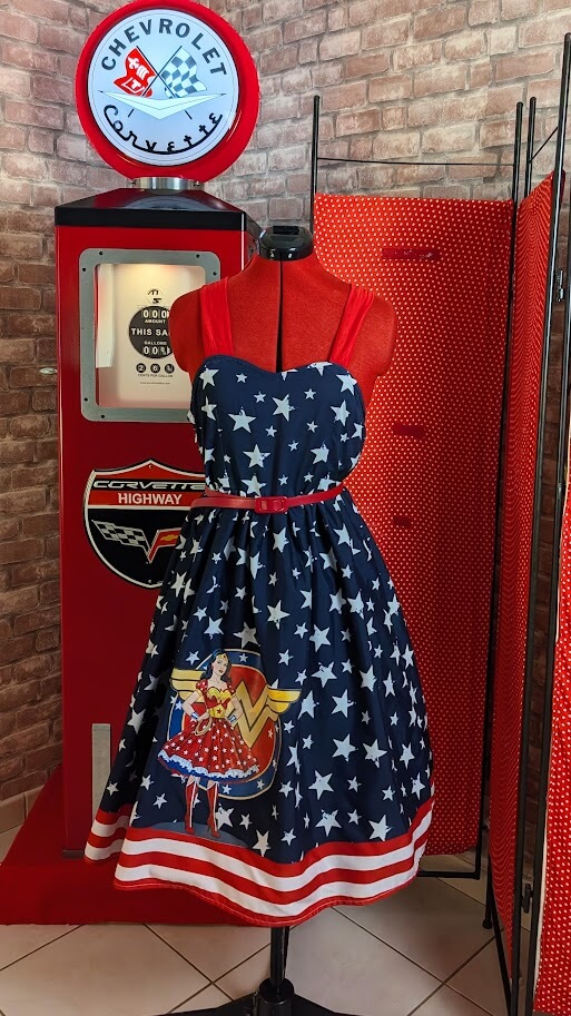 robe pin up rockabilly bleu avec des étoiles blanche style drapeau américain