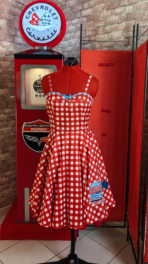 robe pin up vichy rouge et blanc