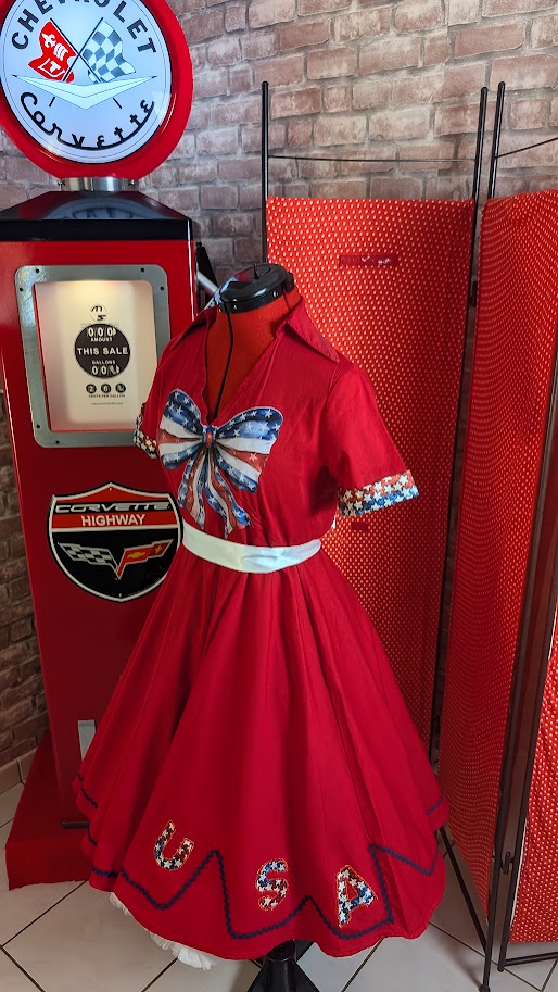 robe pin up rockabilly de couleur rouge