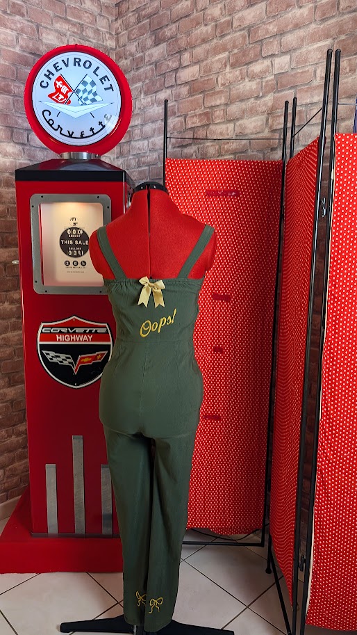 combinaison pin up kakie retro militaire