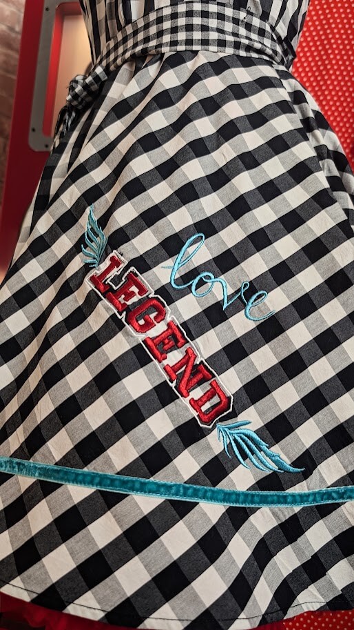 robe pin up rockabilly vichy noir et blanc