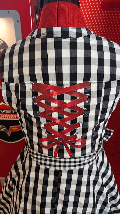 robe pin up rockabilly vichy noir et blanc