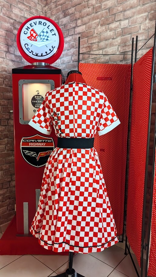 robe pin up rockabilly vichy rouge et blanc