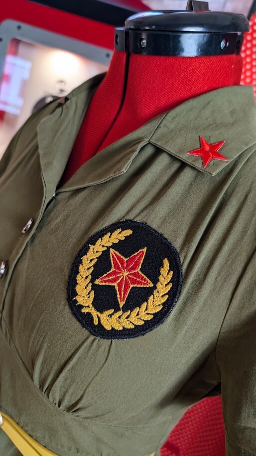 robe pin up militaire retro