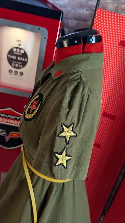 robe pin up militaire retro