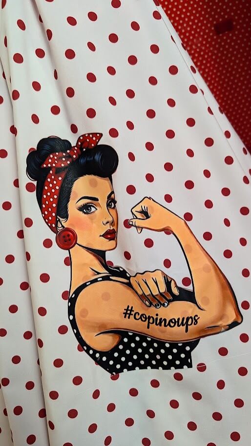 robe pin up retro de couleur blanche à pois rouge